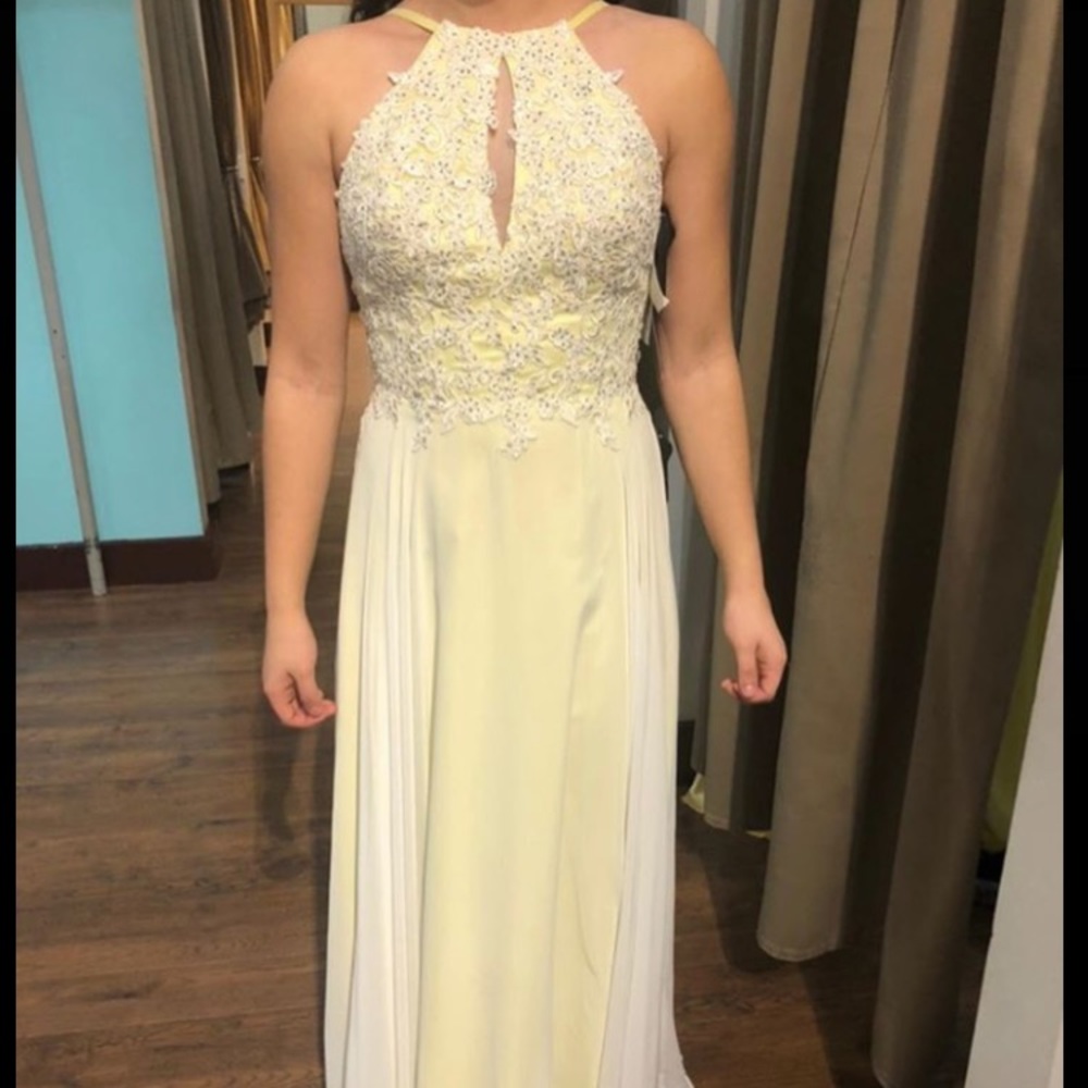 Castle Couture Yellow Halter Dress Size:8